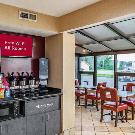 Red Roof Inn Columbus - Taylorsville Екстериор снимка