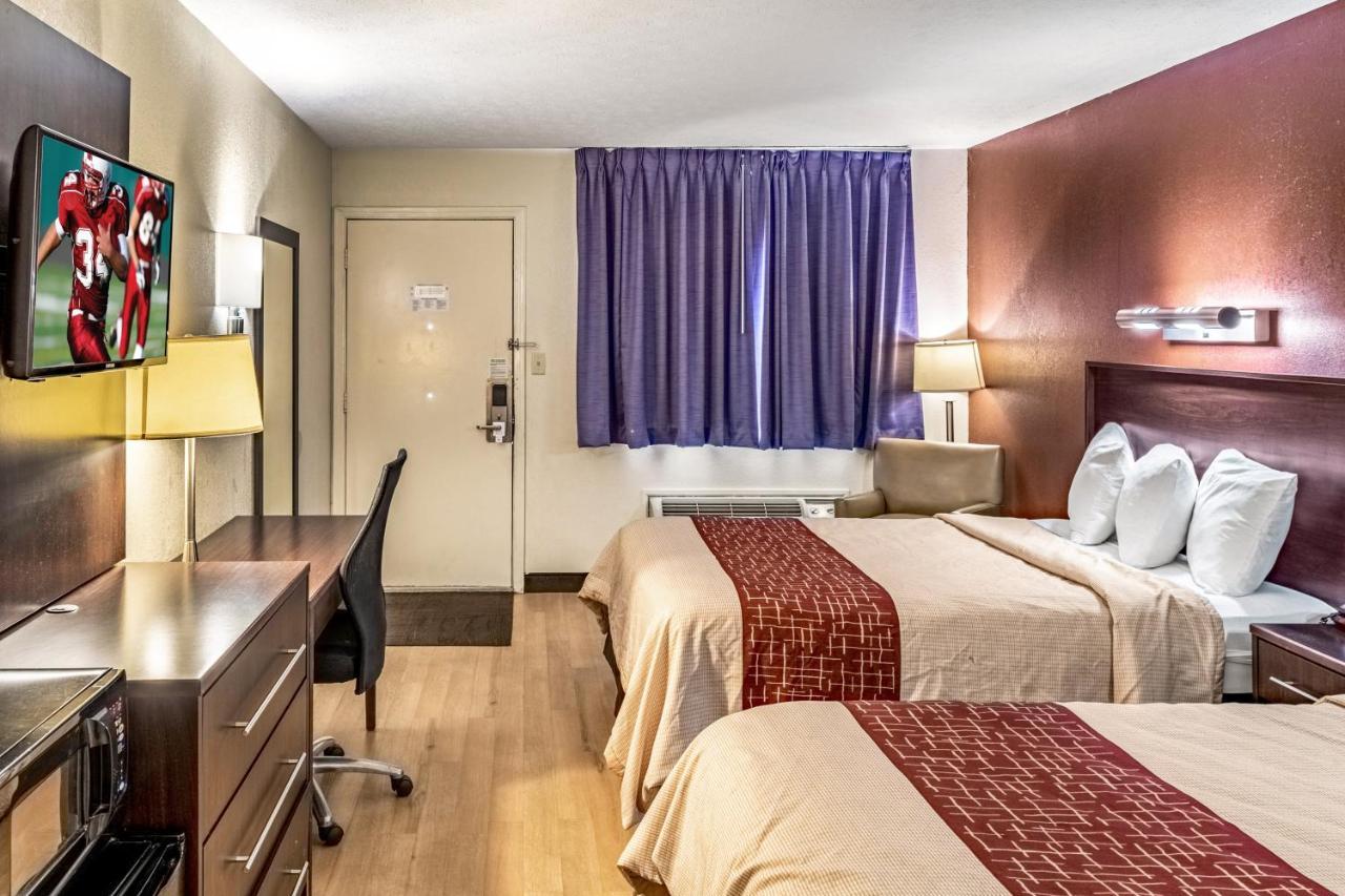 Red Roof Inn Columbus - Taylorsville Екстериор снимка