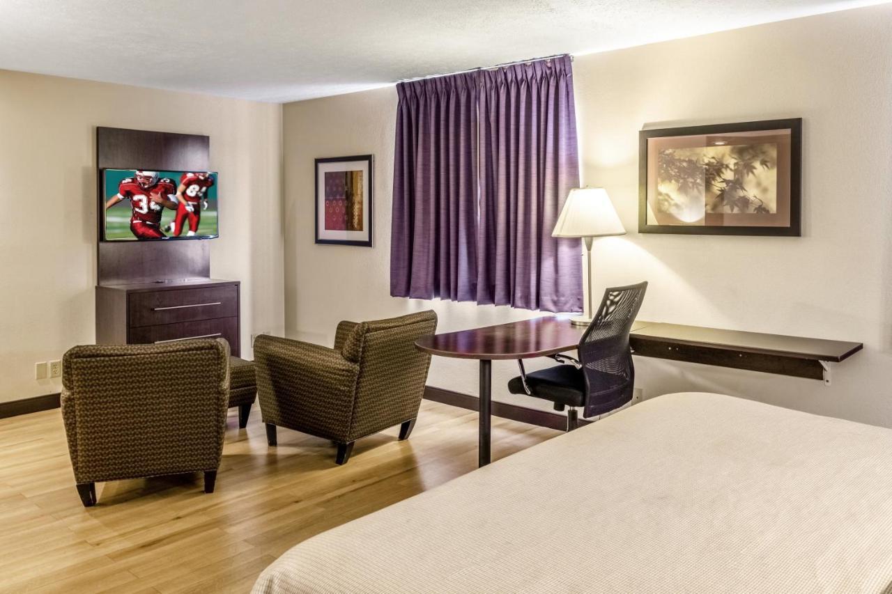 Red Roof Inn Columbus - Taylorsville Екстериор снимка