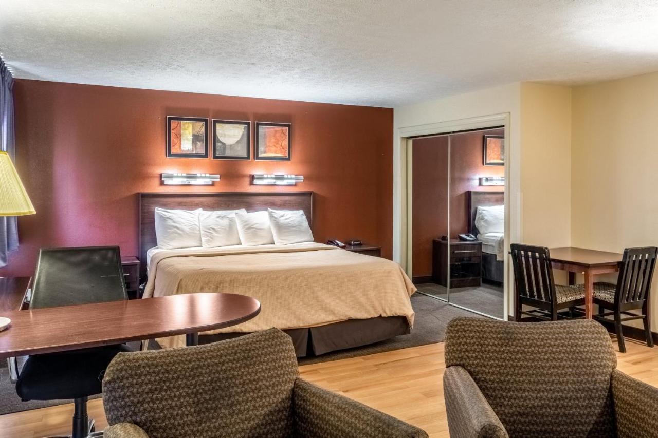 Red Roof Inn Columbus - Taylorsville Екстериор снимка