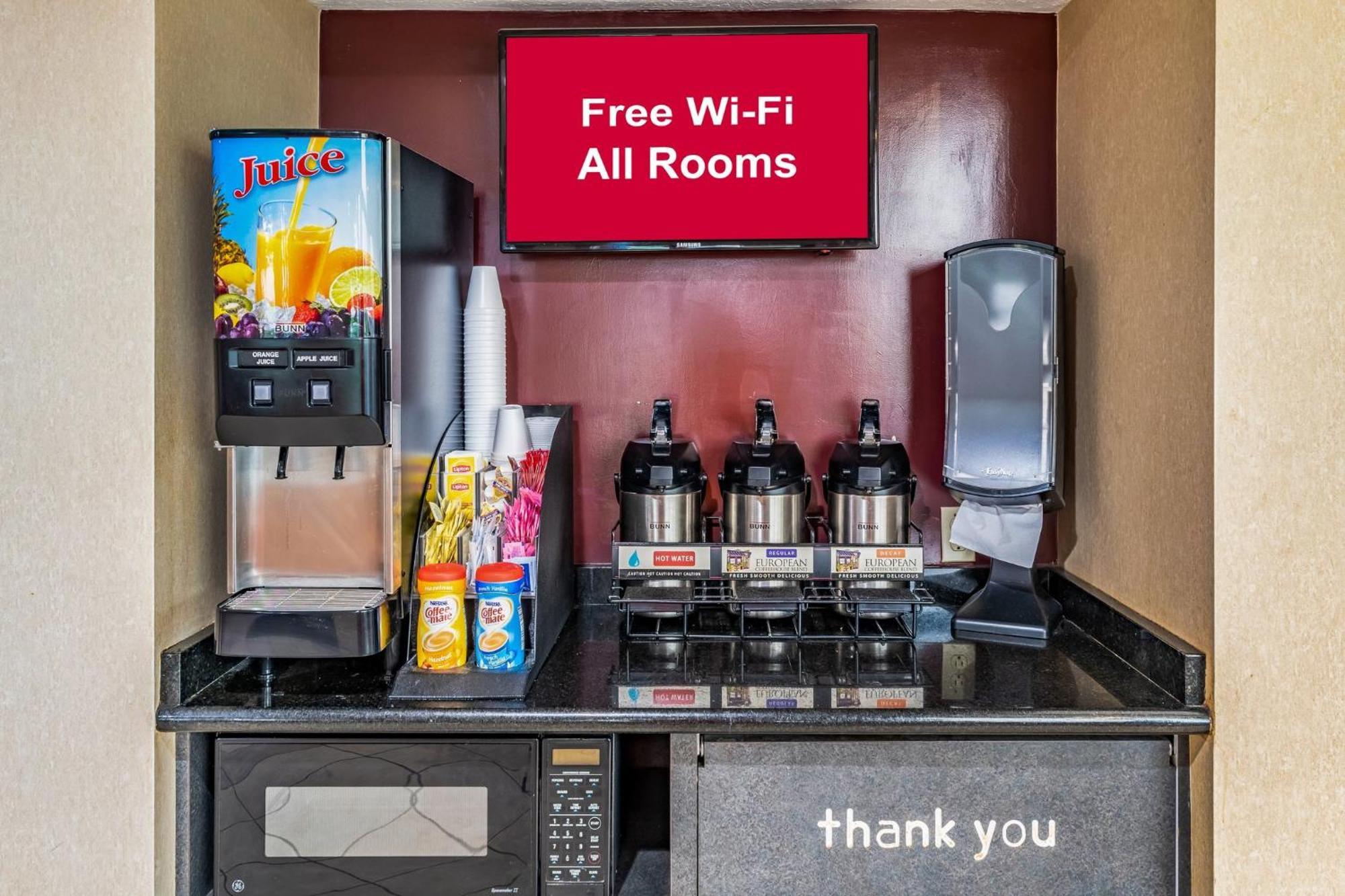 Red Roof Inn Columbus - Taylorsville Екстериор снимка